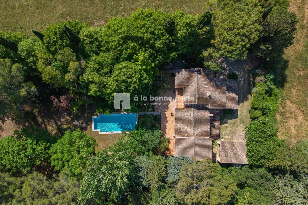 Maison 10 pièces 229 m² · à Puyricard · 229 m² · 1 664 000 €