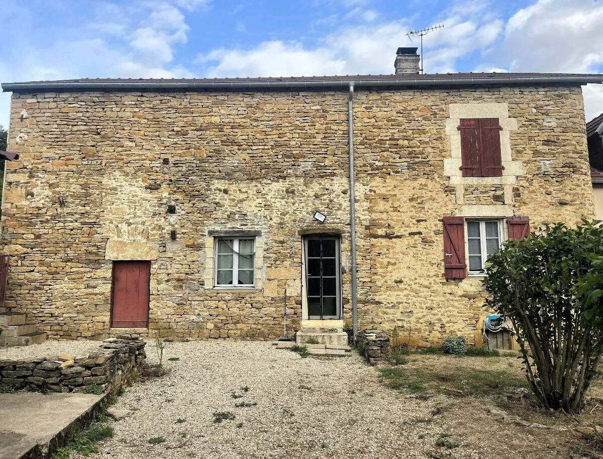Maison 4 pièces 88 m² · à Baissey · 88 m² · 130 000 €