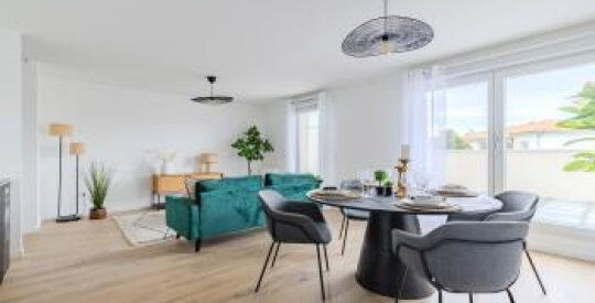Maison 5 pièces 94 m² · à Blanquefort · 94 m² · 379 000 €