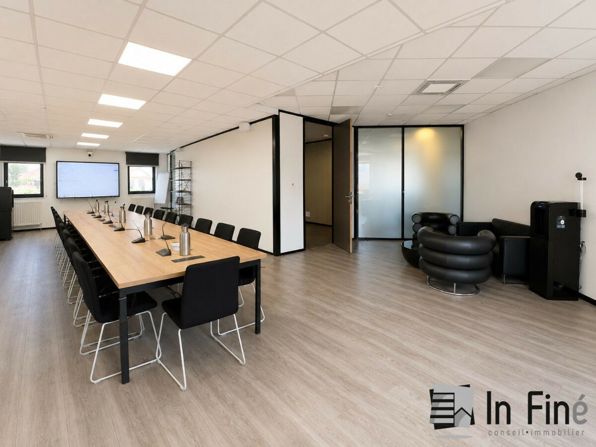 Local commercial 41 pièces 1389 m² · à Strasbourg · 1 389 m² · 3 094 000 €