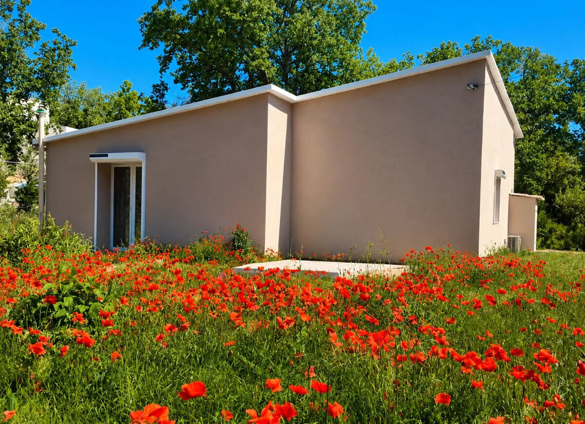 Maison 3 pièces 86 m² · à Saint-Maximin-la-Sainte-Baume · 86 m² · 395 000 €
