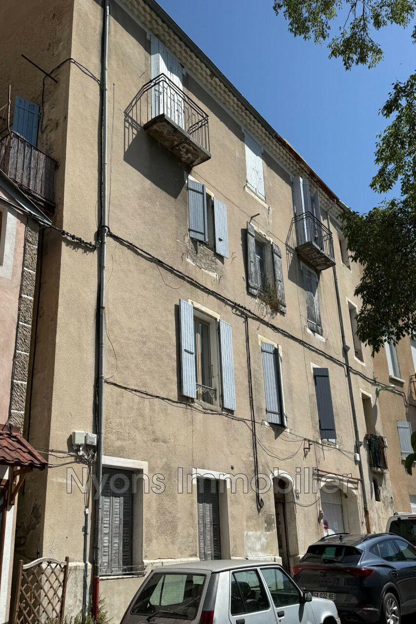 Maison 2 pièces 285 m² · à Nyons · 285 m² · 170 000 €