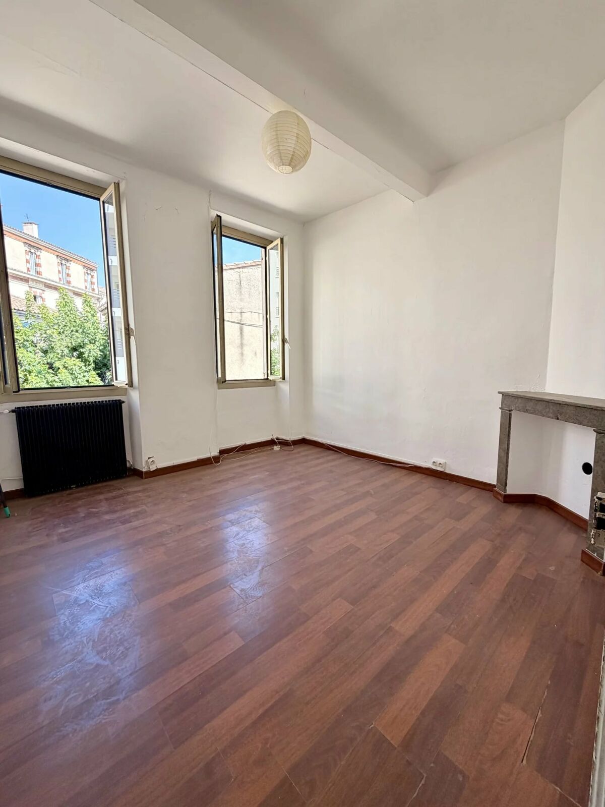 Appartement 8 pièces 132 m² · à Nîmes · 132 m² · 187 000 €