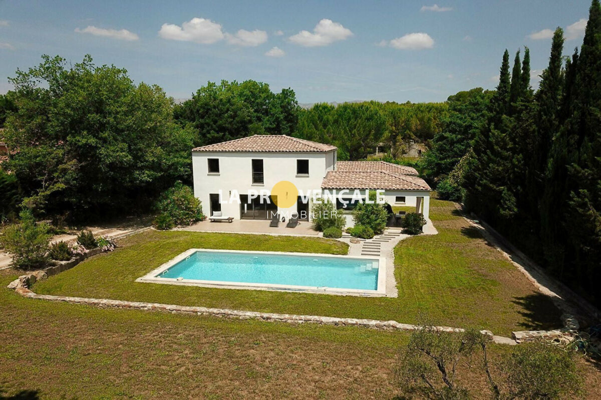 Maison 6 pièces 231 m² · à Peynier · 231 m² · 1 040 000 €