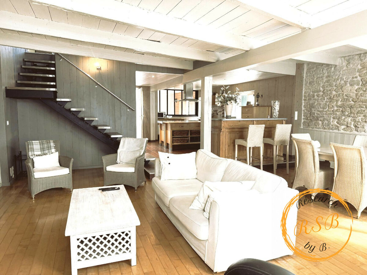 Maison 4 pièces 145 m² · à La Flotte · 145 m² · 899 000 €