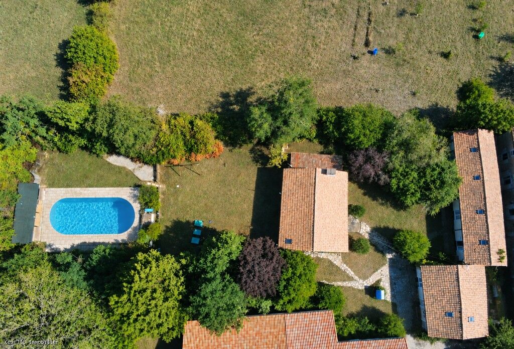 Maison 14 pièces 312 m² · à Sauzé-Entre-Bois · 312 m² · 297 870 €