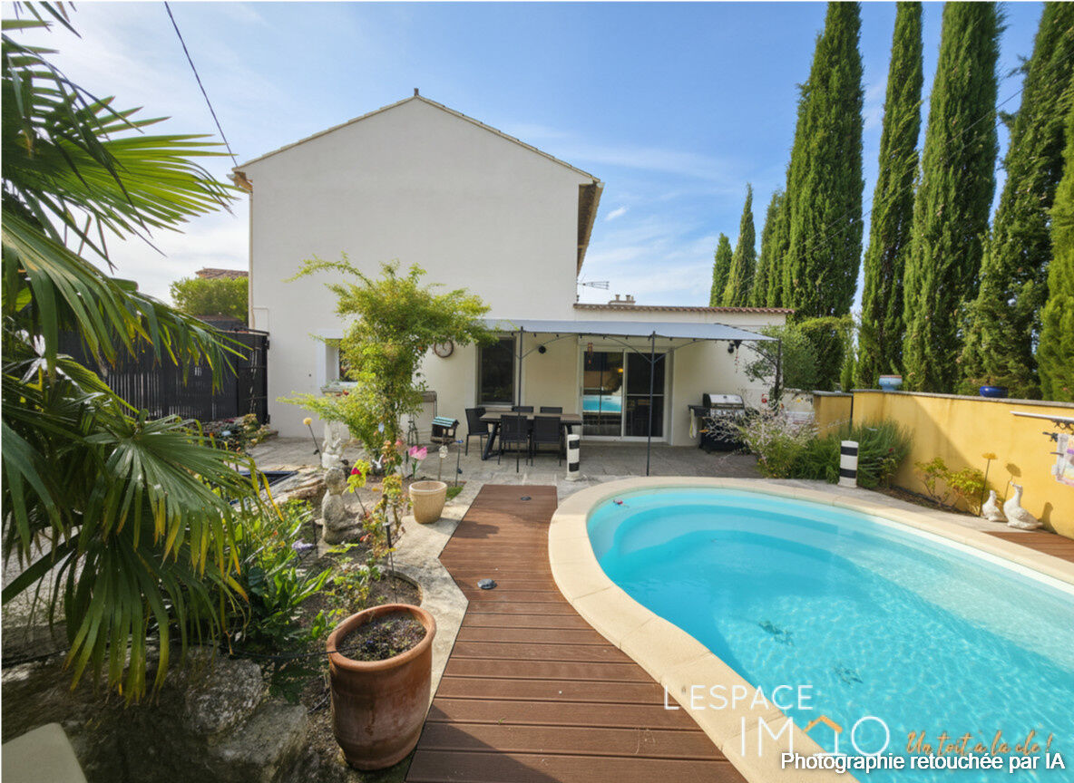 Maison 5 pièces 161 m² · à Oppède · 161 m² · 424 000 €