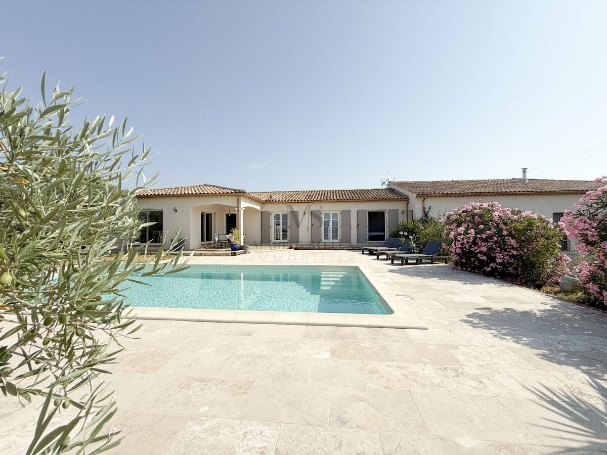 Maison 12 pièces 342 m² · à Servian · 342 m² · 1 050 000 €