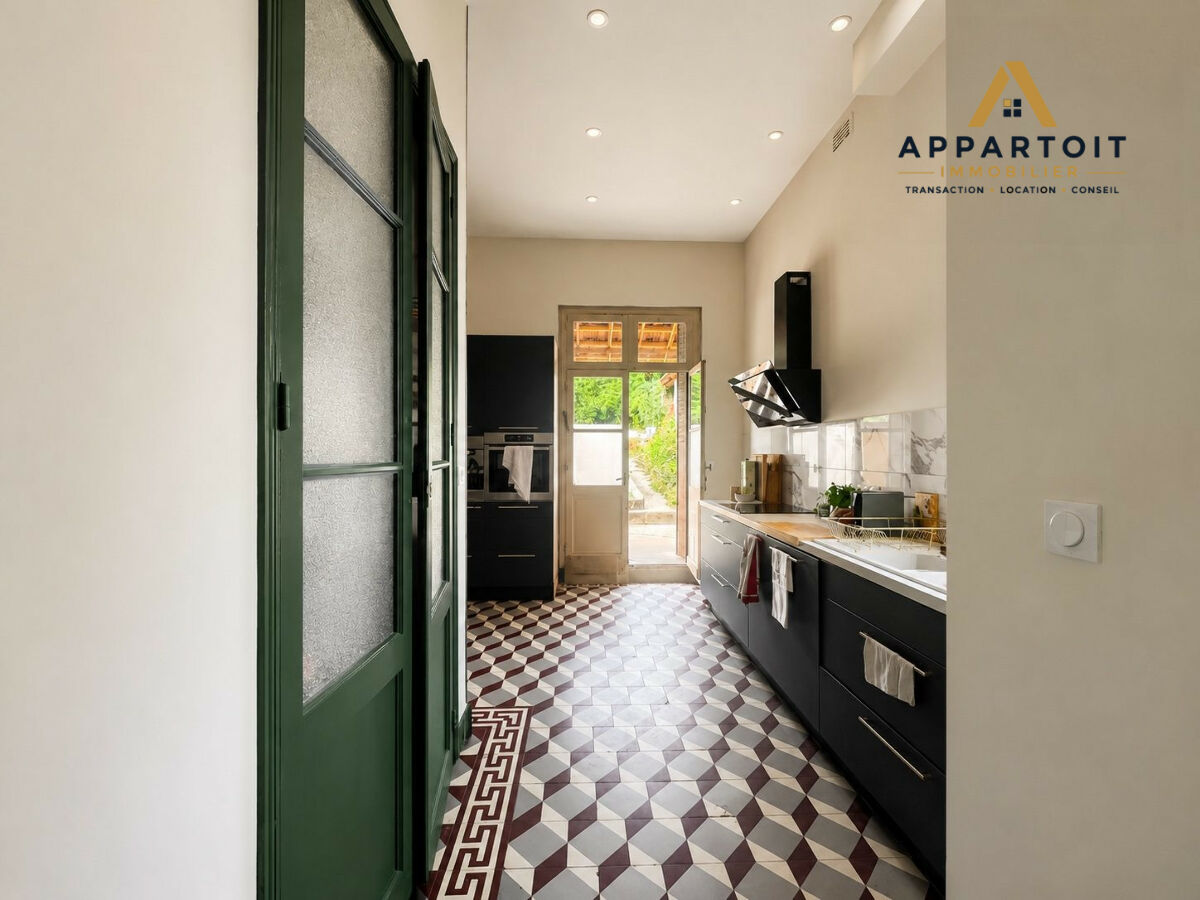 Image description
