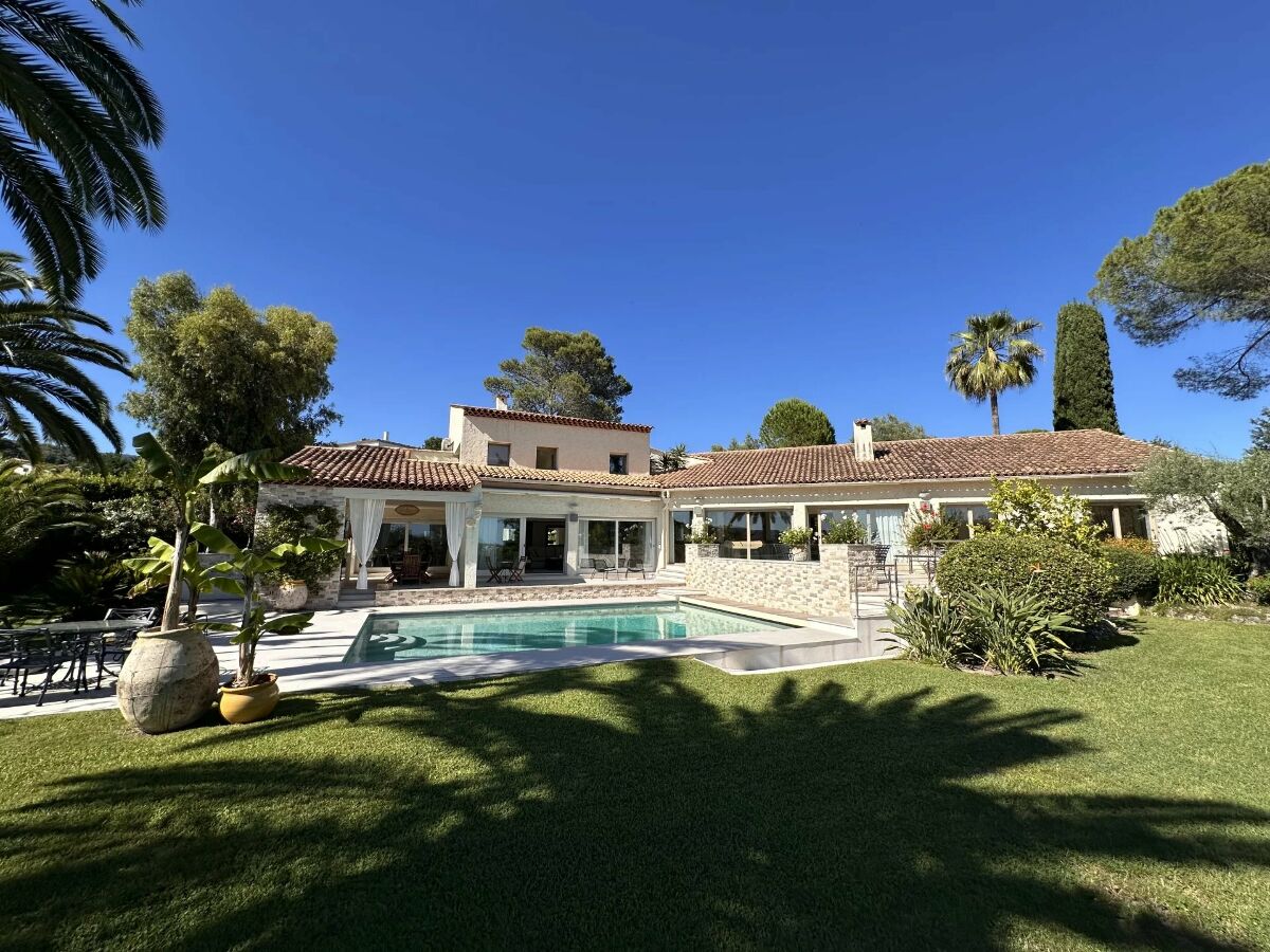 Image description