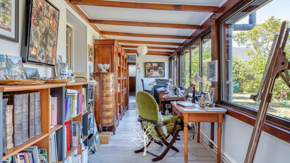 Image description