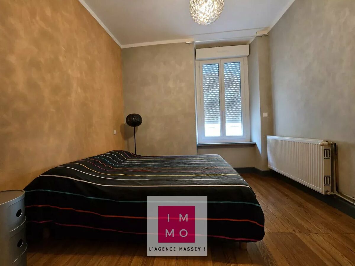 Image description